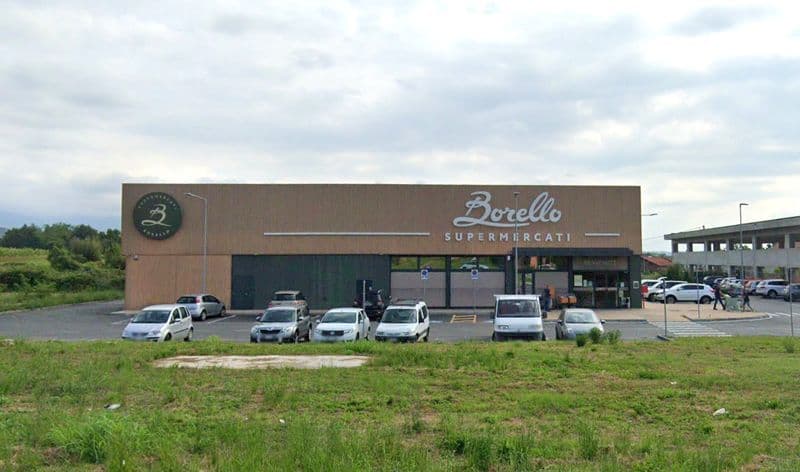 RIVARA - Ladri assaltano il supermercato e portano via i soldi dalla cassaforte