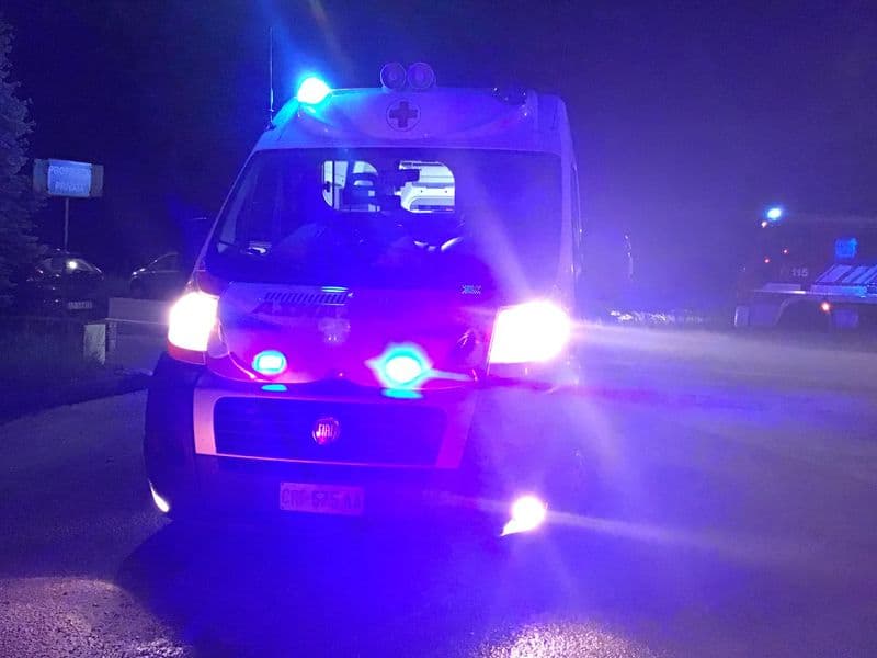 SAN GIUSTO CANAVESE - Si trova i ladri in casa e viene colto da un malore