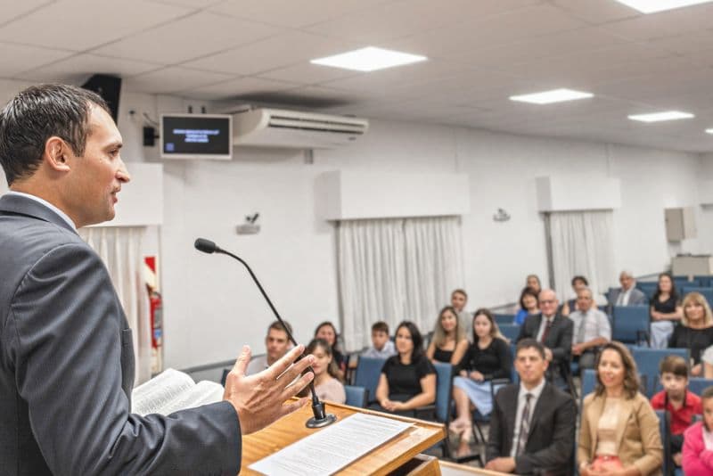 IVREA - Testimoni di Geova: conferenza pubblica «Continuiamo a mostrare pazienza»