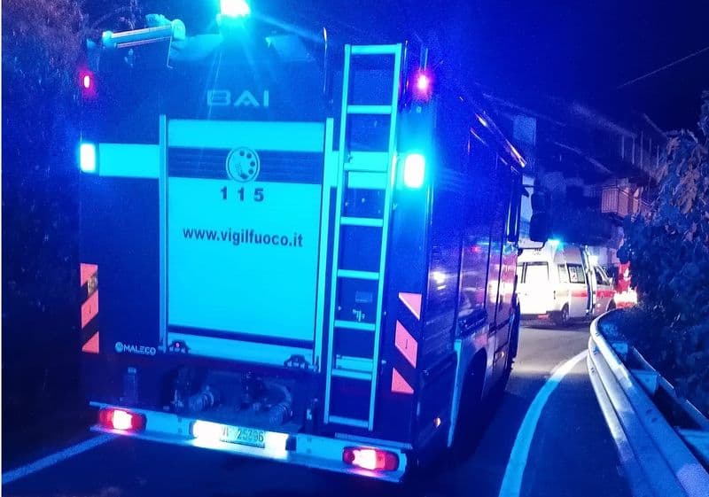 CORIO - Crolla un balcone a case Levra, dipendente del 118 elitrasportata in ospedale