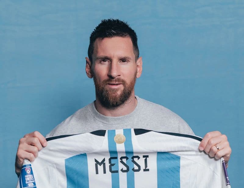 ASTE - In vendita le maglie di Messi dei Mondiali 2022
