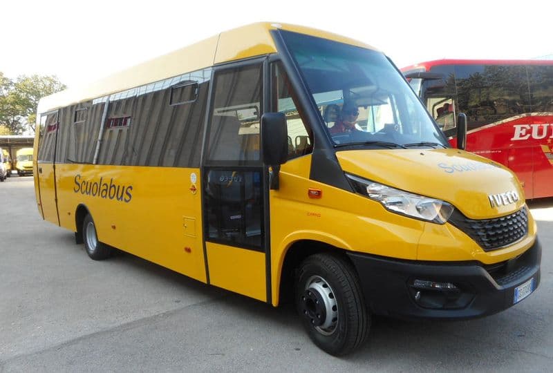 CANDIA-BARONE - I Comuni hanno comprato insieme il nuovo scuolabus