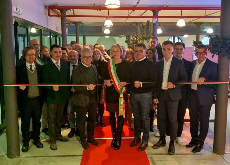 CUORGNE' - Inaugurata con successo la seconda edizione di «Canavese in un bicchiere» - FOTO