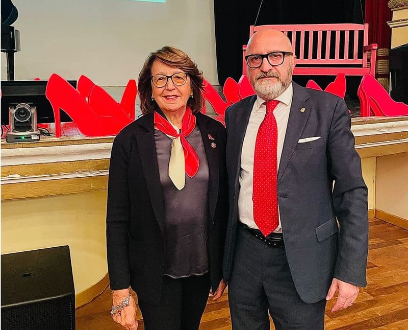 IVREA - Rotary club Cuorgnè e Canavese per «Violetta la forza delle donne»