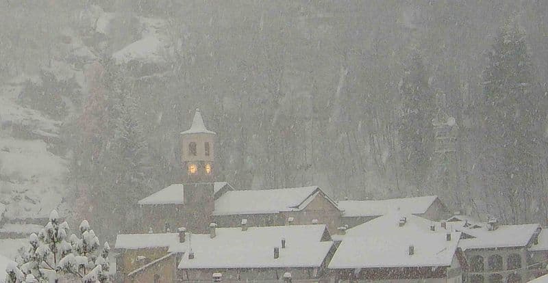 CANAVESE - Montagne imbiancate dalla neve, piove in pianura - FOTO