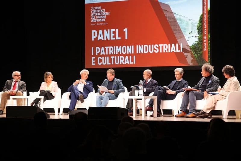 IVREA - Turismo industriale, città sempre in prima linea - FOTO