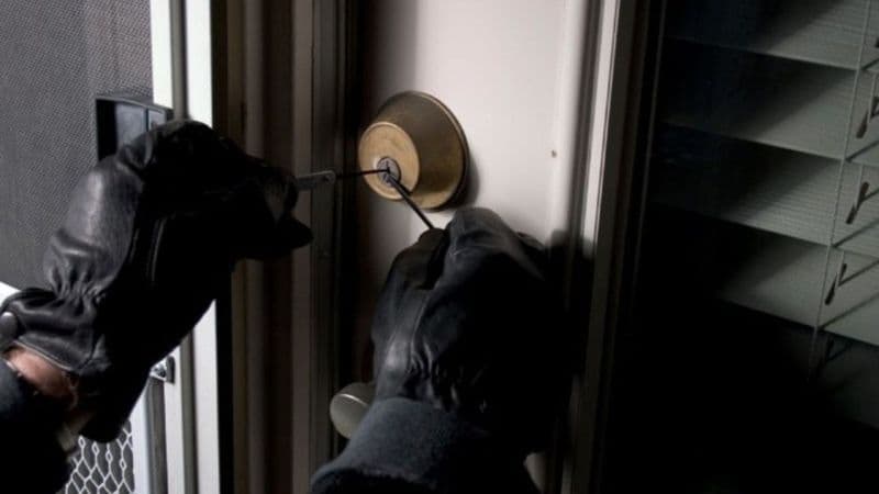 AGLIE'-SAN GIUSTO CANAVESE - Torna l'allarme furti nelle case: i sindaci mettono in guardia i residenti