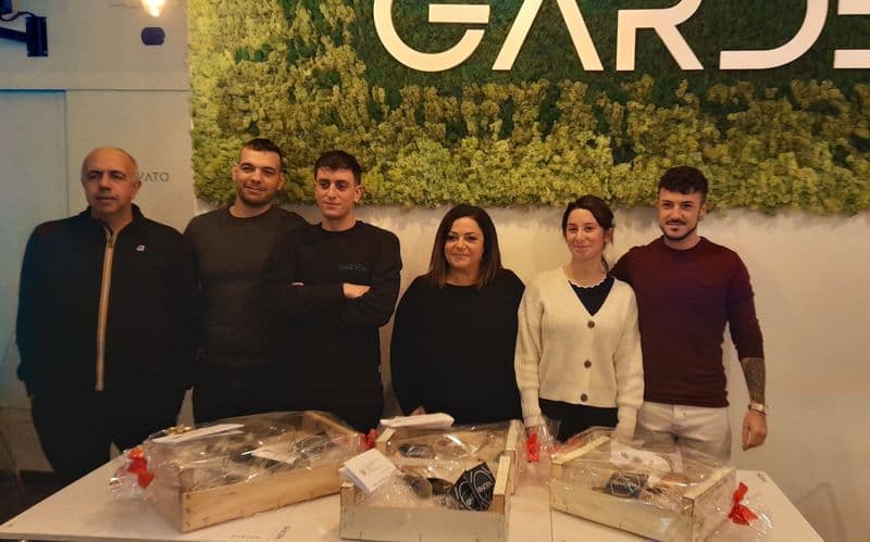 RIVAROLO CANAVESE - Parte «Il cesto di Natale»: iniziativa solidale per aiutare i vigili del fuoco