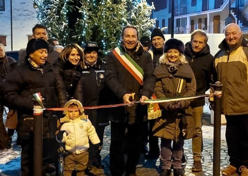 ALPETTE - Inaugurata la «nuova» piazza intitolata a Battista Goglio