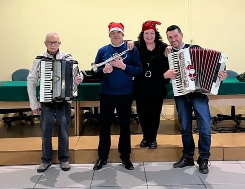 CASTELLAMONTE - Applausi per il concerto degli studenti del progetto Semi di futuro - FOTO