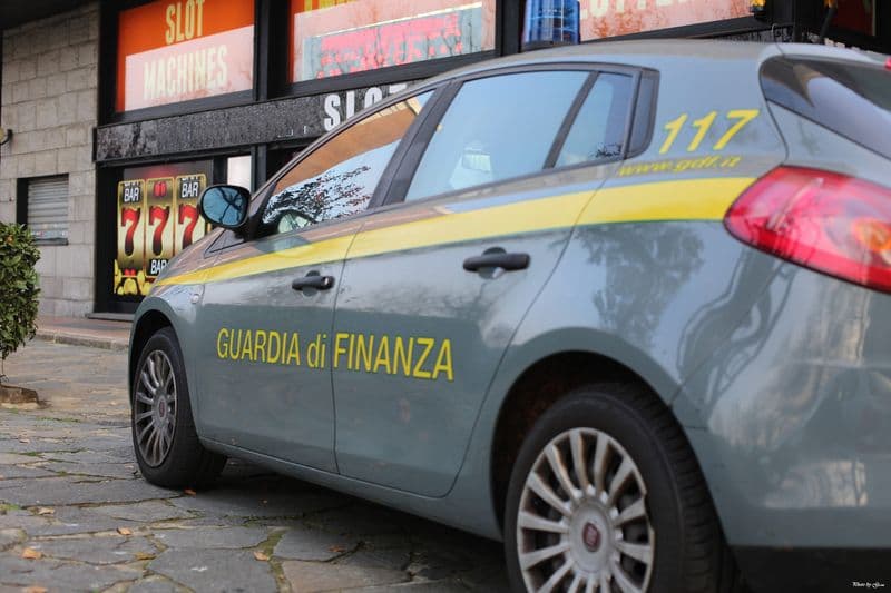 CANAVESE - Gli presta 40mila euro ma ne vuole indietro 80mila: usuraio beccato dalla guardia di finanza