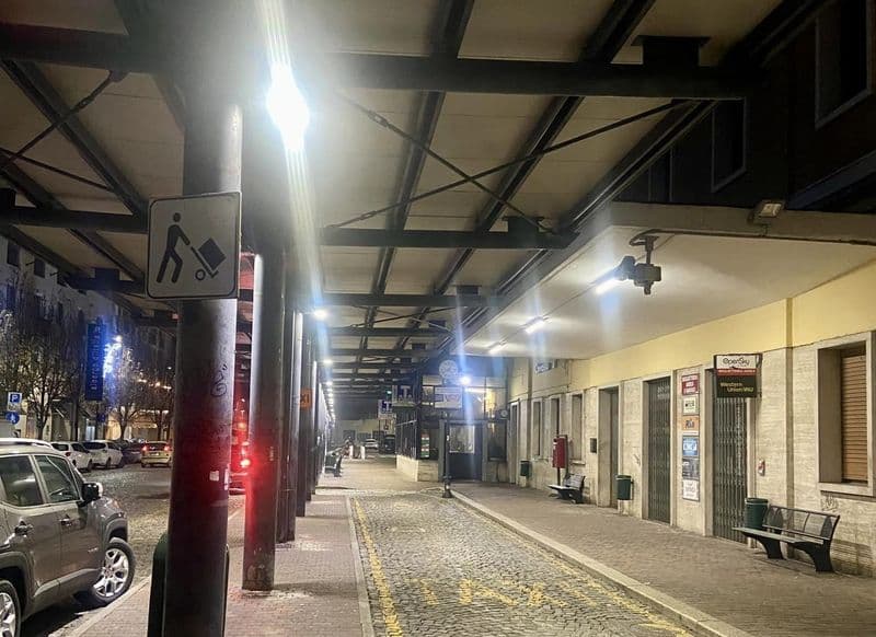 CHIVASSO - Sicurezza, nuova illuminazione all'ingresso della stazione