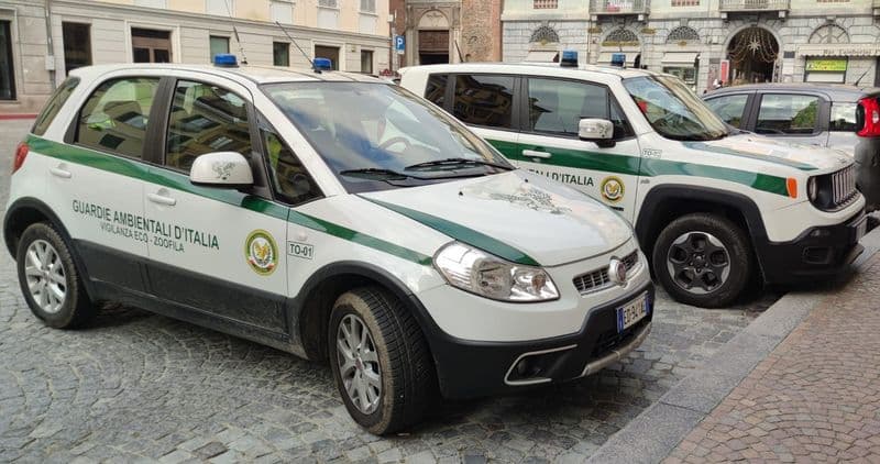 IVREA - Contro gli incivili e chi maltratta gli animali «patto» tra Comune e Guardie Ambientali d'Italia