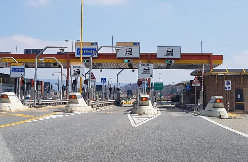 A5 TORINO-AOSTA - Aumenta del 2,30% il pedaggio in autostrada ma solo nella tratta Quincinetto-Aosta