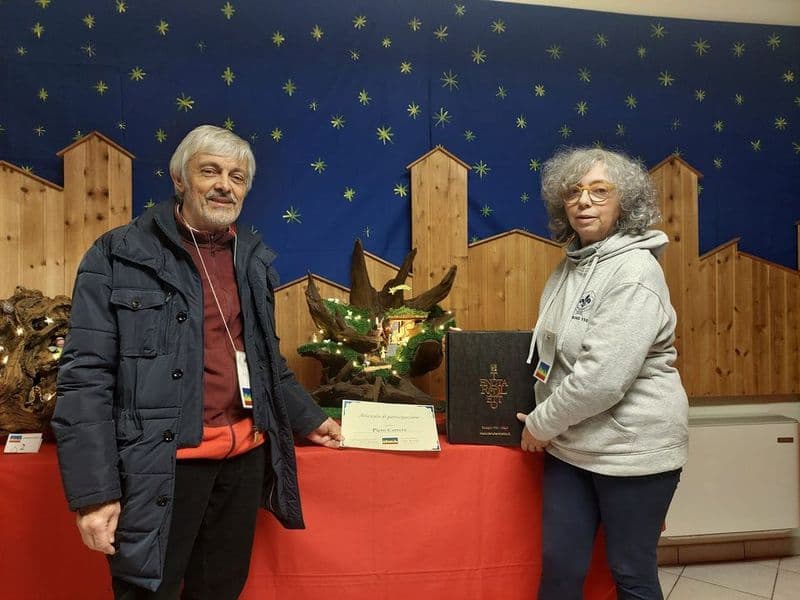 CUCEGLIO - Piero Carrera vince la diciottesima edizione de I presepi ant ij such - FOTO