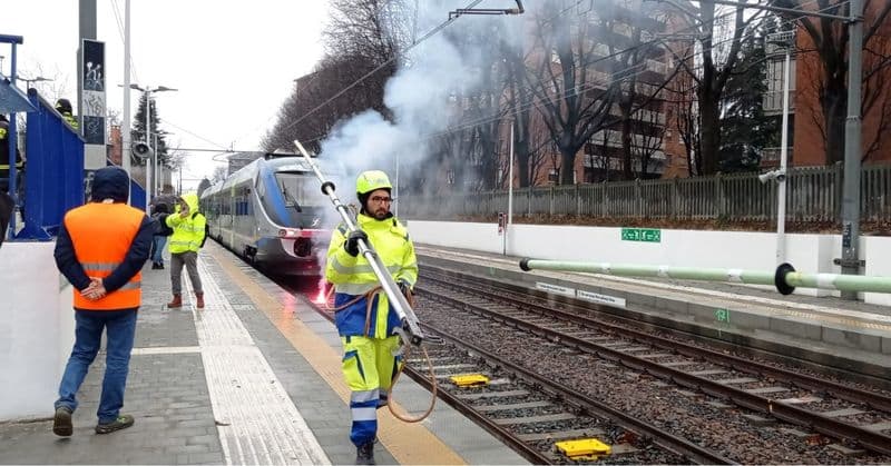 TORINO-CERES - Incendio su un treno diretto a Ciriè, un passeggero si sente male: ma era un'esercitazione - FOTO