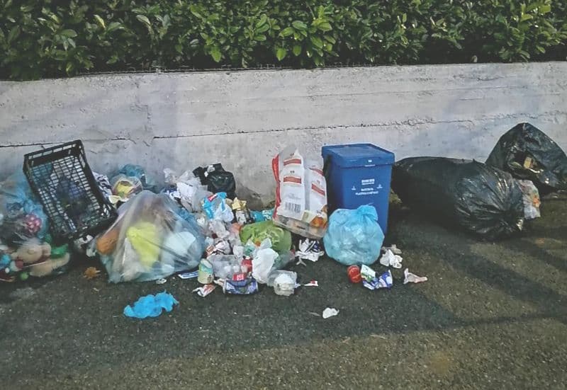 CANAVESE - Se la raccolta differenziata viene poco praticata...