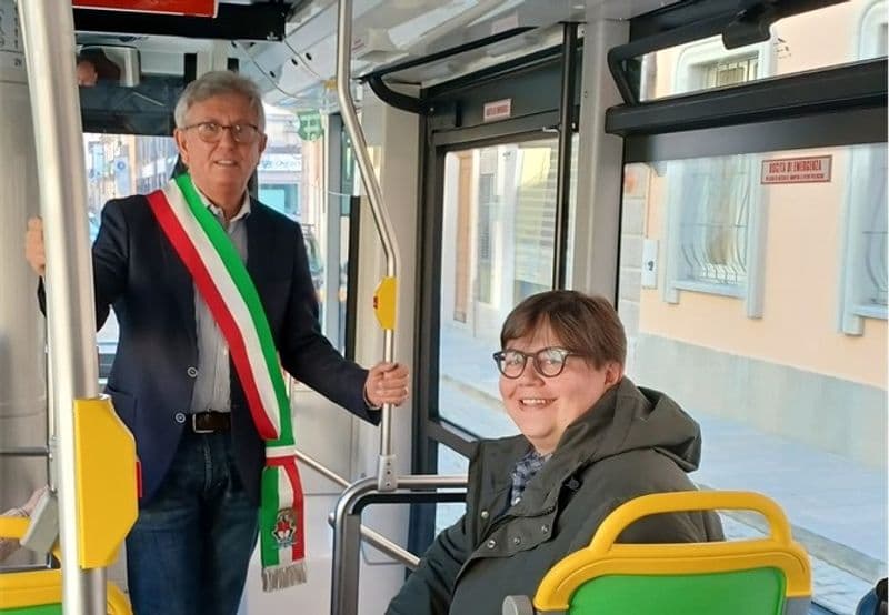 CHIVASSO - Due nuovi autobus elettrici in servizio in città
