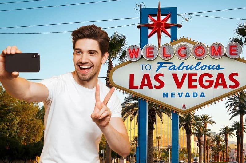 NORME - Las Vegas, la prima città a vietare i selfie