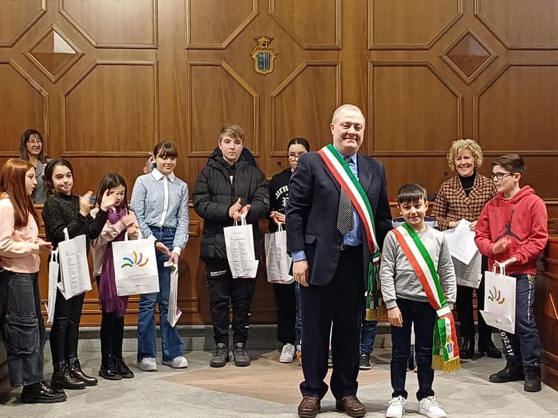 BRANDIZZO - Consiglio comunale dei ragazzi: Gioele Spicuglia è il baby sindaco