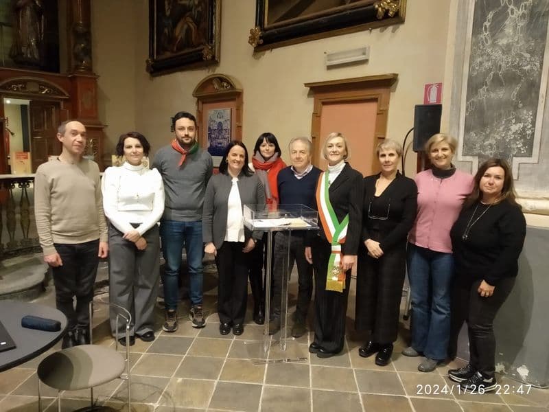 CUORGNE' - Giorno della Memoria: inaugurata la teca col libro di Primo Levi dedicato alla biblioteca - FOTO e VIDEO