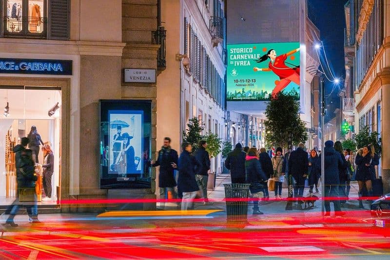 IVREA - Il carnevale si fa pubblicità a Milano e Torino nella speranza di portare più turisti in città - FOTO