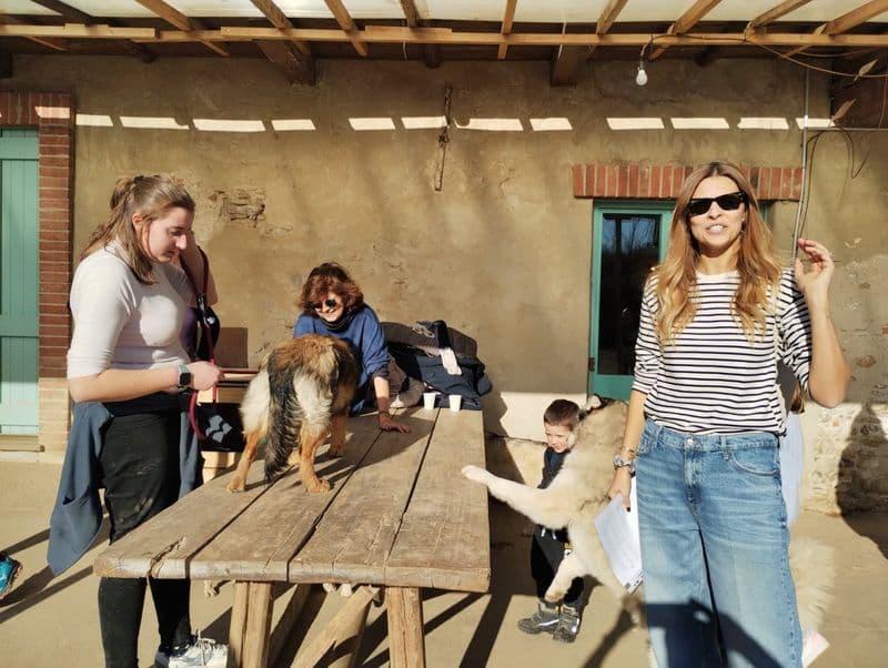 BARBANIA - Un successo la giornata solidale alla «Casa del cane Vagabondo» con Cristina Chiabotto - FOTO