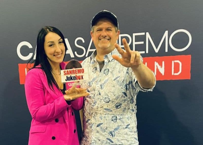 RIVAROLO-PAVONE CANAVESE - La cantautrice Roberta Perri e William Isabel terzi a Sanremo Juke Box 2024 - FOTO