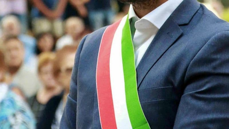 CANAVESE - «Stipendi» di sindaci e assessori: ecco cosa prendono i politici di Rivarolo, Cuorgnè e Castellamonte