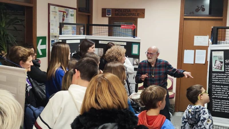 LOCANA - Inaugurata la mostra fotografica 17 novembre 1938 - FOTO