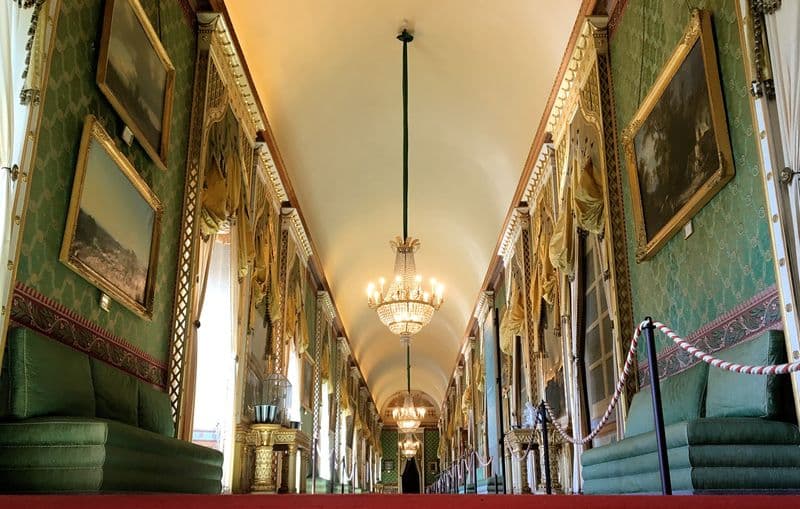 AGLIE' - Per tutto il mese apre ai turisti l'appartamento reale del castello