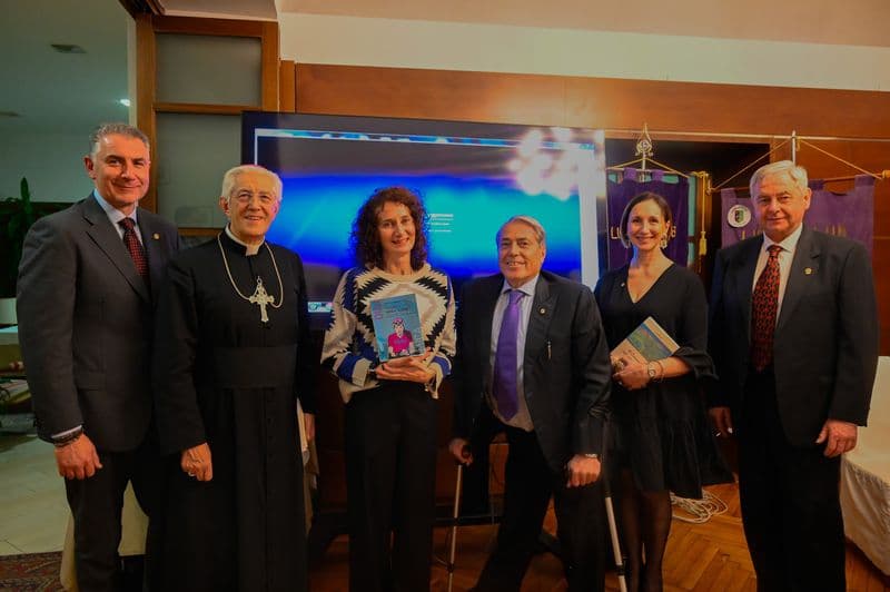 CASTELLAMONTE - La scrittrice e atleta Silvia Grua ospite del Lions - FOTO