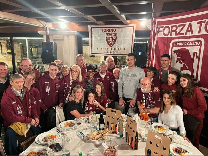 CUORGNE' - I calciatori Buongiorno e Gemello ospiti del Toro Club - FOTO