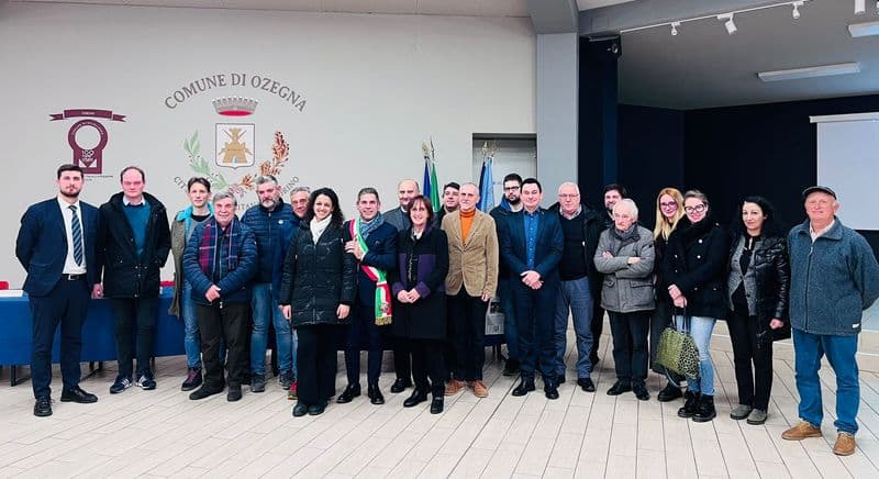 OZEGNA - La politica locale sostiene la protesta degli agricoltori e allevatori - FOTO