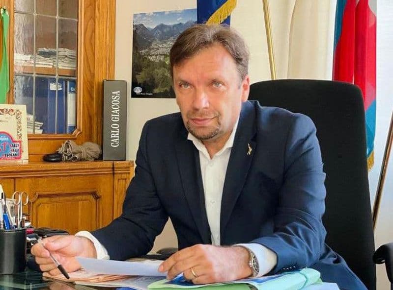 CANAVESE - Fuga dalla Lega: il consigliere regionale Claudio Leone ai saluti