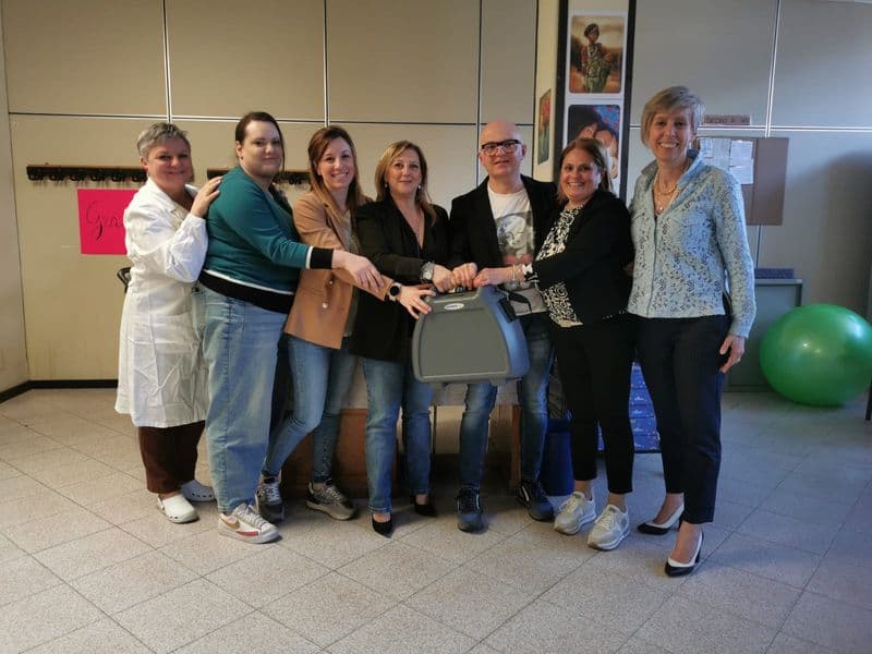 CUORGNE' - Un prezioso tiralatte ospedaliero donato al consultorio Asl To4 - FOTO