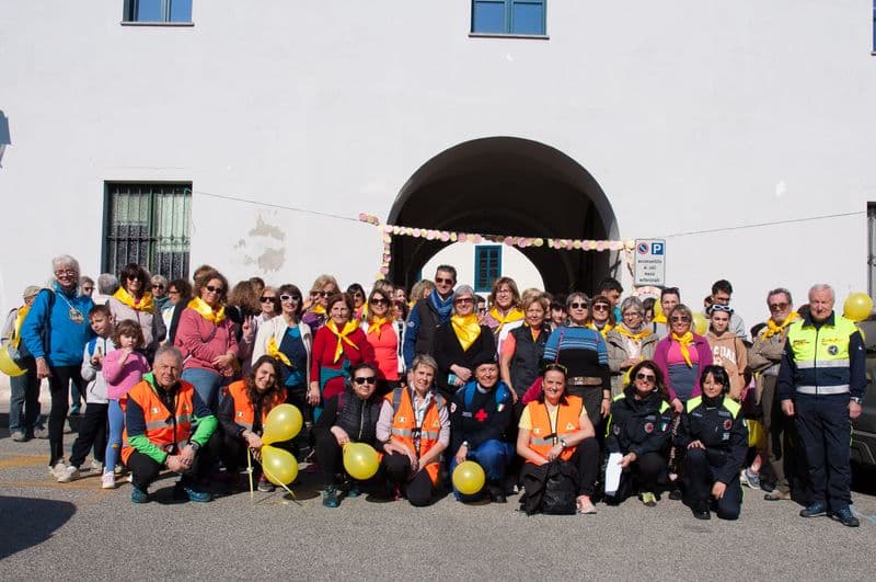 CUORGNE' - Un centinaio di partecipanti alla camminata «8 marzo e dintorni» - FOTO