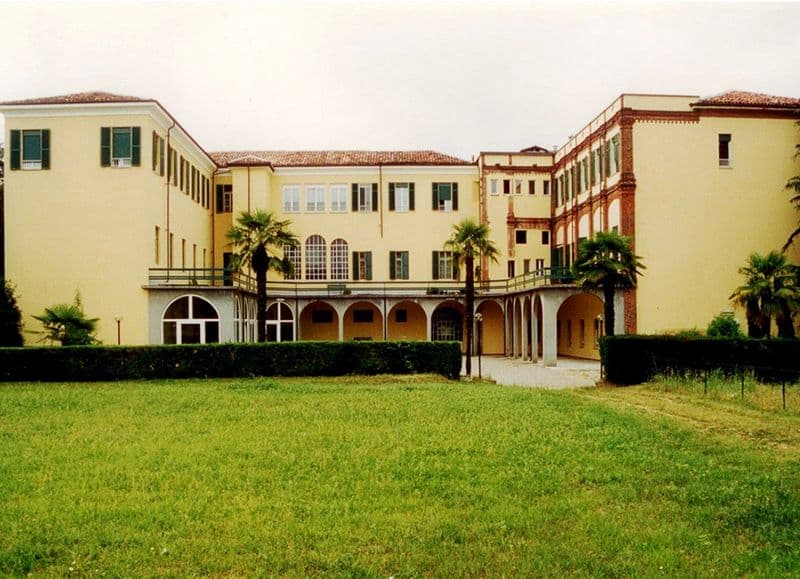 SAN GIORGIO CANAVESE - Un servizio in più per la comunità: riapre la storica Rsa di via degli Oblati