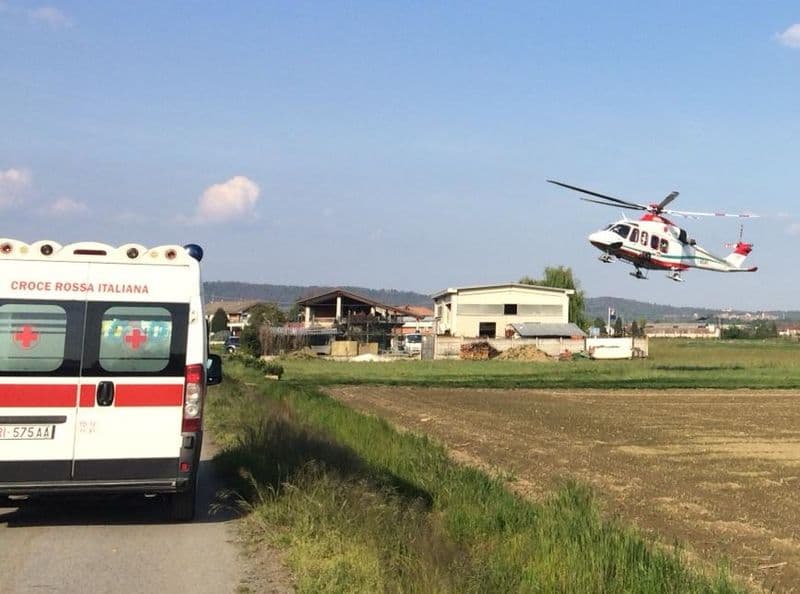 TORRAZZA PIEMONTE - Operaio muore in cantiere a 44 anni, forse stroncato da un malore fulminante