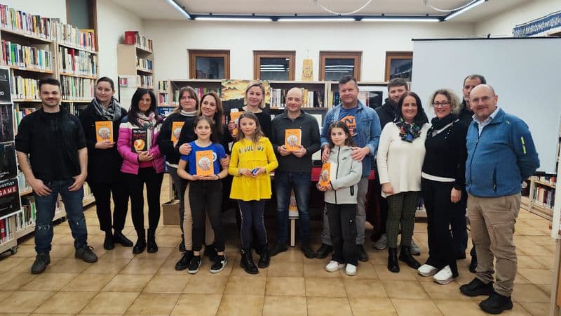 LOCANA - Presentato in biblioteca «Helios», il secondo romazo di Aldo Piglione - FOTO