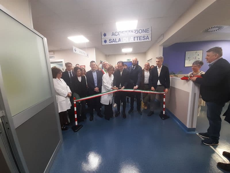 CHIVASSO - Inaugurati in ospedale nuove apparecchiature e tre posti letto in terapia semintensiva - FOTO