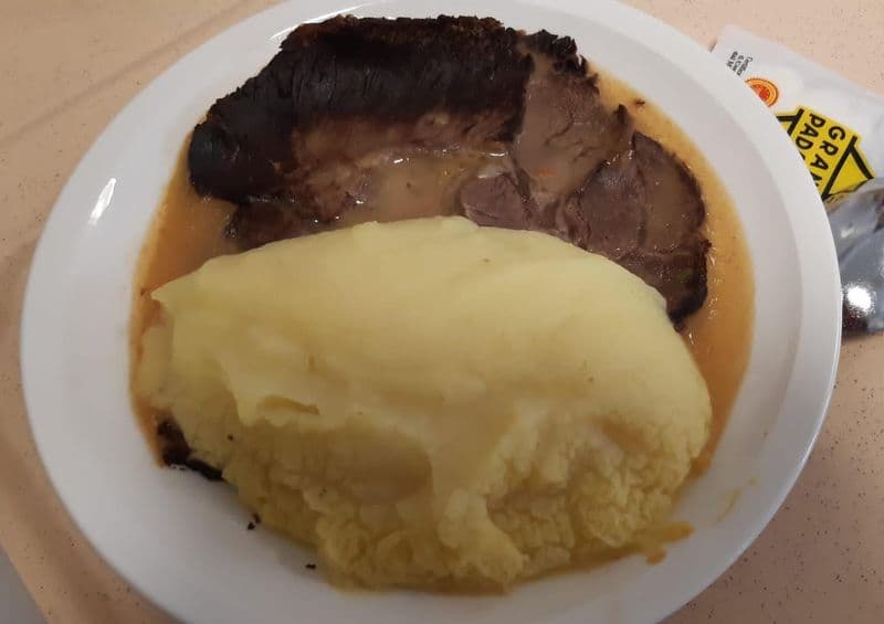 CANAVESE - Servizio mensa negli ospedali bocciato dal 90% dei dipendenti: «E' lo stesso servizio che viene fornito ai pazienti» - FOTO