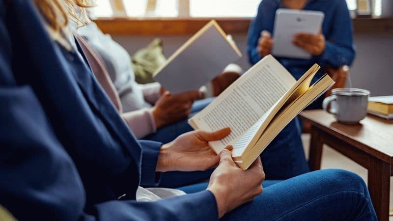 CULTURA – I “Reading Party”, le feste in cui si legge