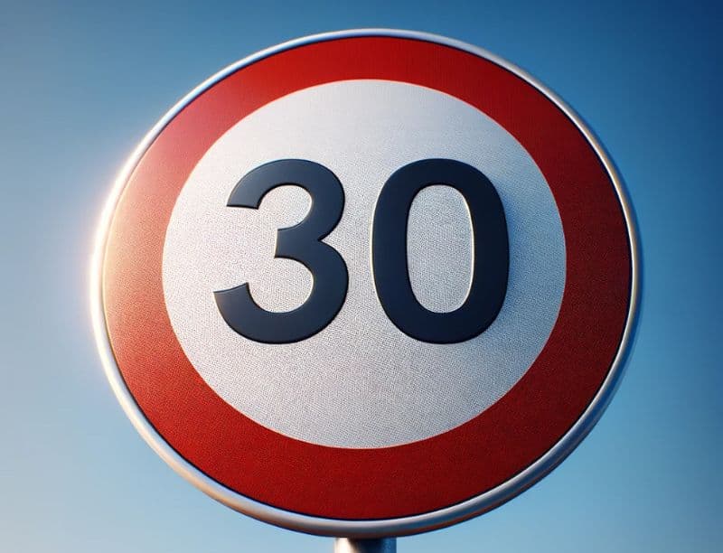 IVREA - Da oggi zona 30 in via Torino, corso Nigra e corso Garibaldi: occhio al nuovo limite di velocità