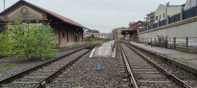 RIVAROLO-PONT CANAVESE - A giugno 2026 torneranno i treni: l'elettrificazione costa 34 milioni di euro