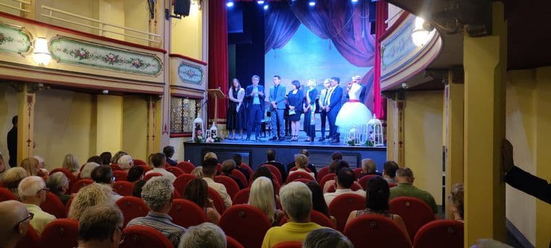 CUORGNE' - Il teatro Pinelli ha un nuovo gestore: la «bomboniera» di piazza Boetto affidata a Smartopera