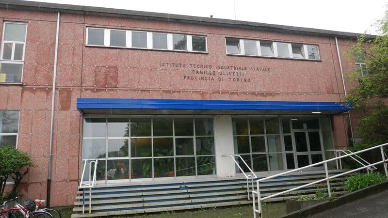 IVREA - In visita all'istituto di istruzione superiore Camillo Olivetti