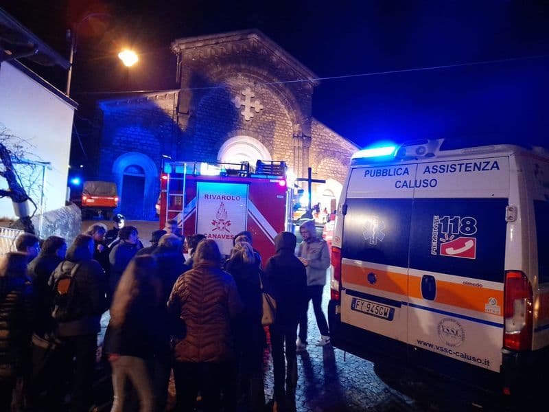 PONT CANAVESE - Intossicati dal monossido in chiesa, la procura apre un'inchiesta per disastro: era tutto a norma? - FOTO e VIDEO