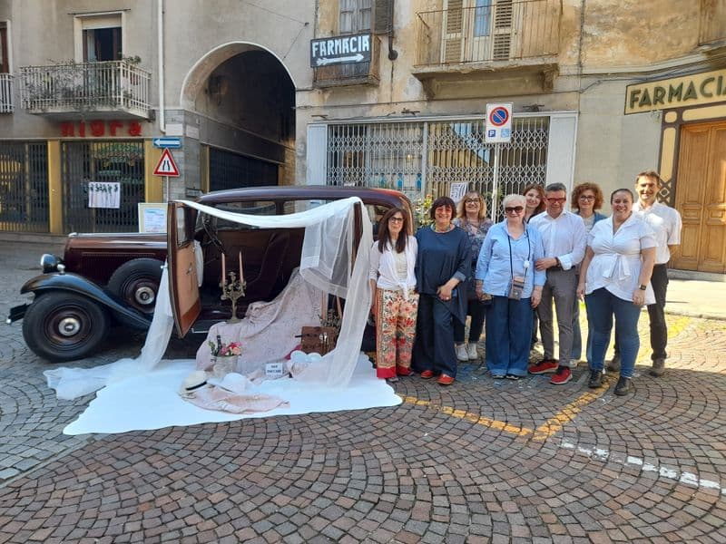 CUORGNE' - Natura, arte e creatività: un successo «E' primavera... a Cuorgnè» - FOTO