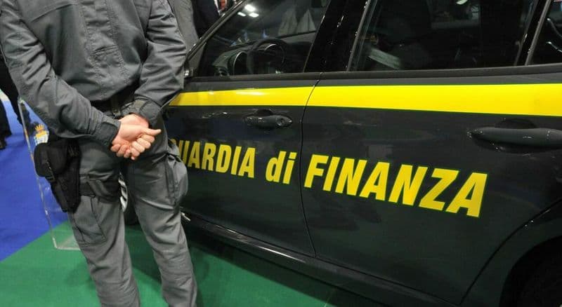 SAN FRANCESCO AL CAMPO - Maxi truffa sul reddito di cittadinanza: marito e moglie condannati
